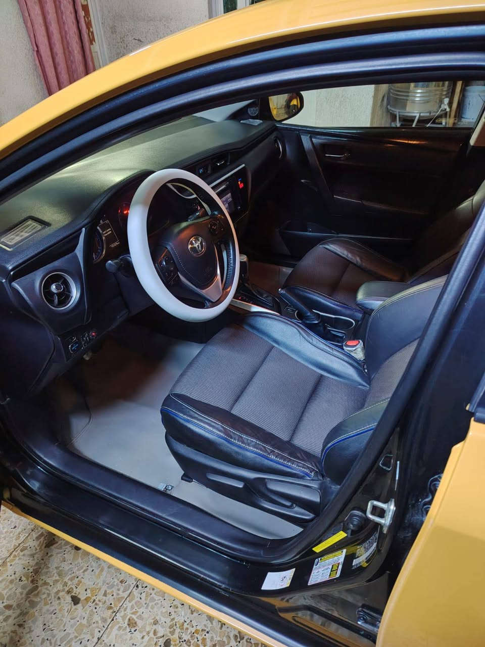 كورلا وارد أمريكي حادثها موضح بل صور مديل ٢٠١٩ بغداد بسمي السيارة جاهزة من جميع النواحي بدون تبديل بدون يرباك مكاني بغداد السعر ١٤٠ وبيها مجال السيارة  تخم تاير جديد صبغ جديد  ***********
