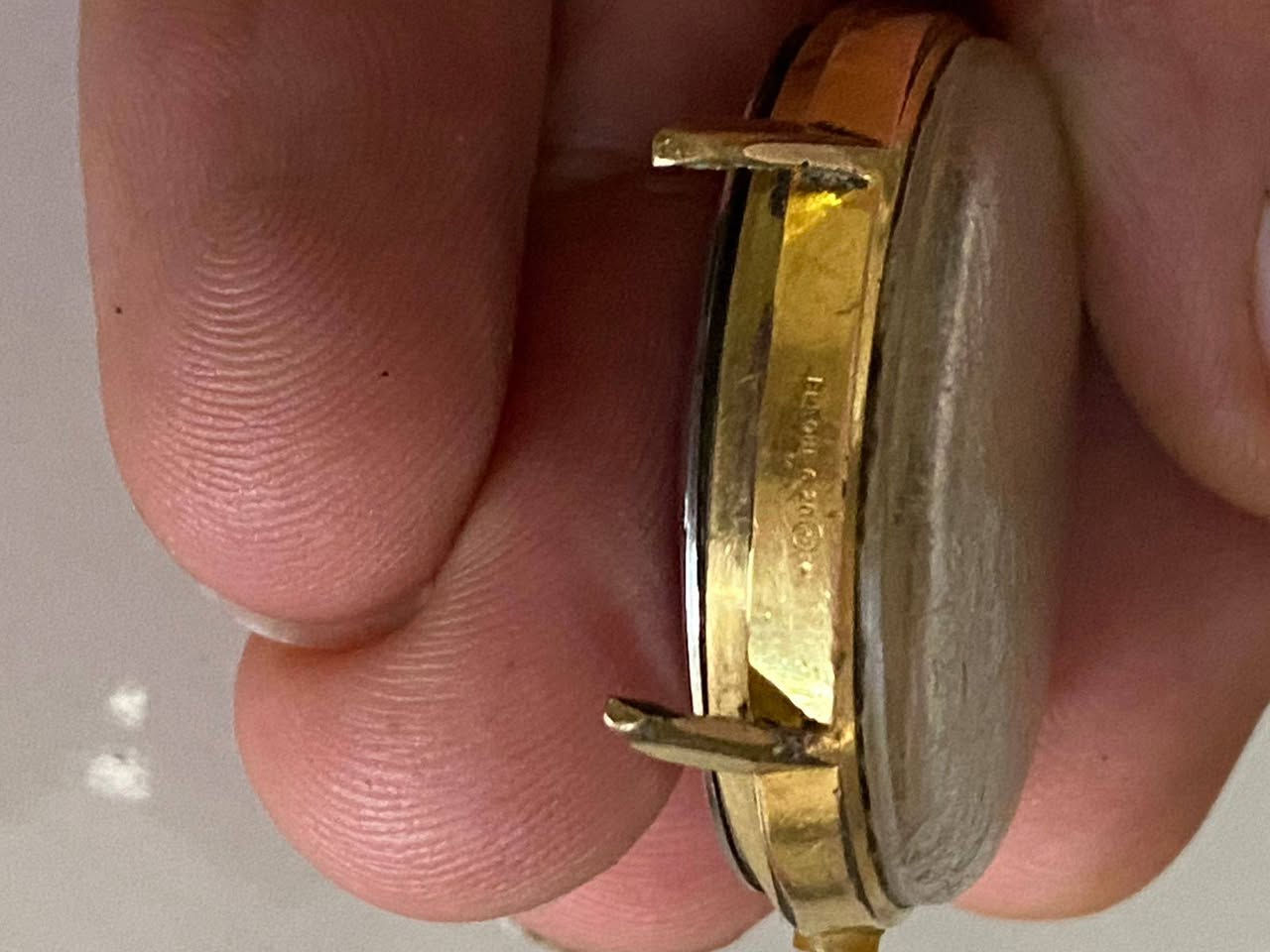 مجموعه ساعات قديم سويسري
العدد 7 قطع
بيهن قطعه اوتماتيك تغليف ذهب شغاله نقص زمبلك 
والقطع البقيه يشتغلن ويوكفن
نصب تكويك فقط القطعه الجيبيه بطاريه


**إذا كنت صاحب هذا الإعلان وتريد حذفه لأي سبب، رجاءا أرسل رسالة إلى الدعم الفني**