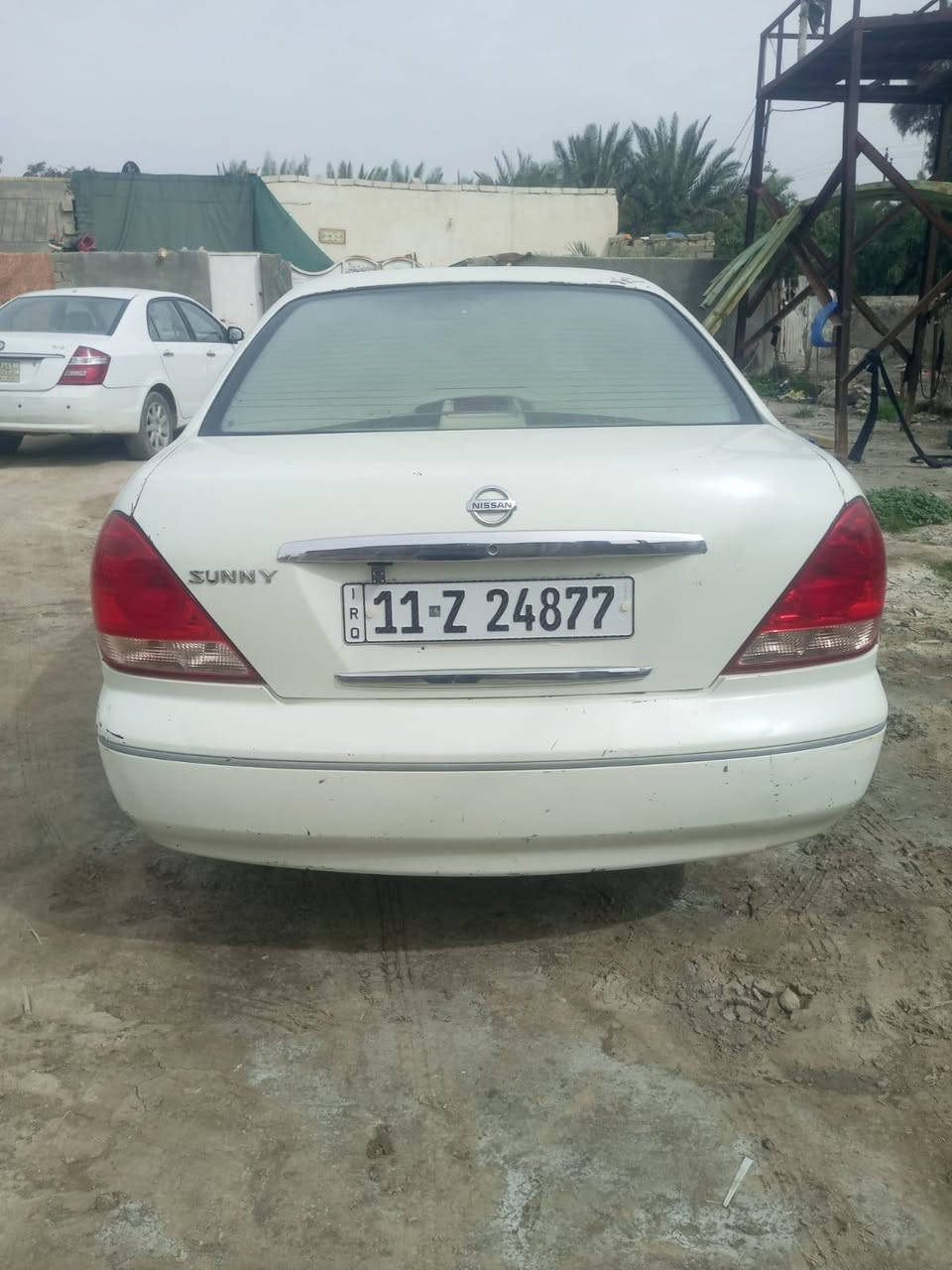 السلام عليكم سياره نيسان صني ياباني مديل ٩ سيارة بية جاملق المامي المكان الناصرية مركز ***********
