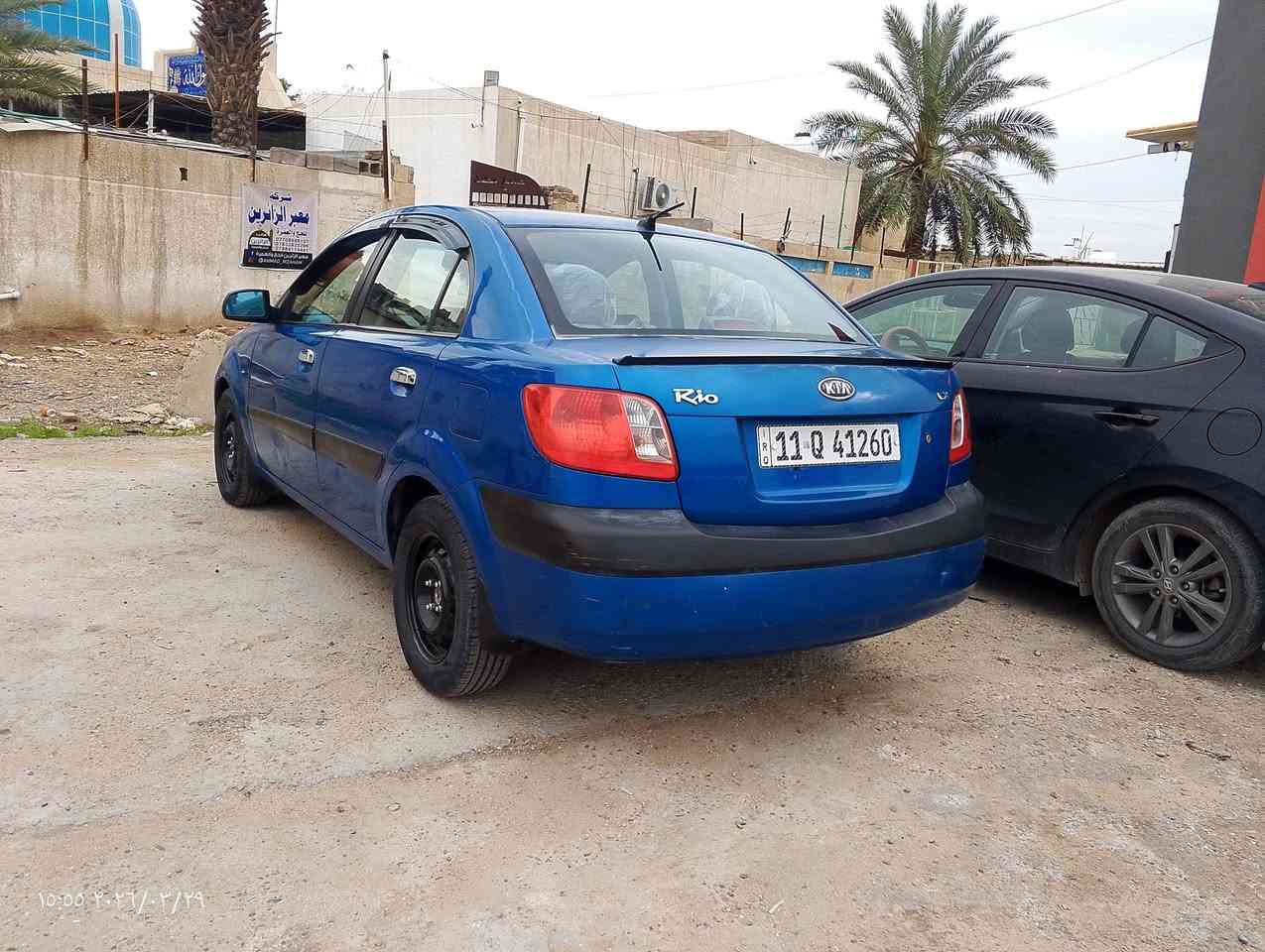 كيا ريو خليجي موديل 2007 ماشيه 88الف سياره جديده محرك 1600بلاد بيه فقط شخط بجاملغ ومصبوغ باقي مقفوله رقم بغداد نكليزي بسمي مكاني بغداد سعر 83
***********
