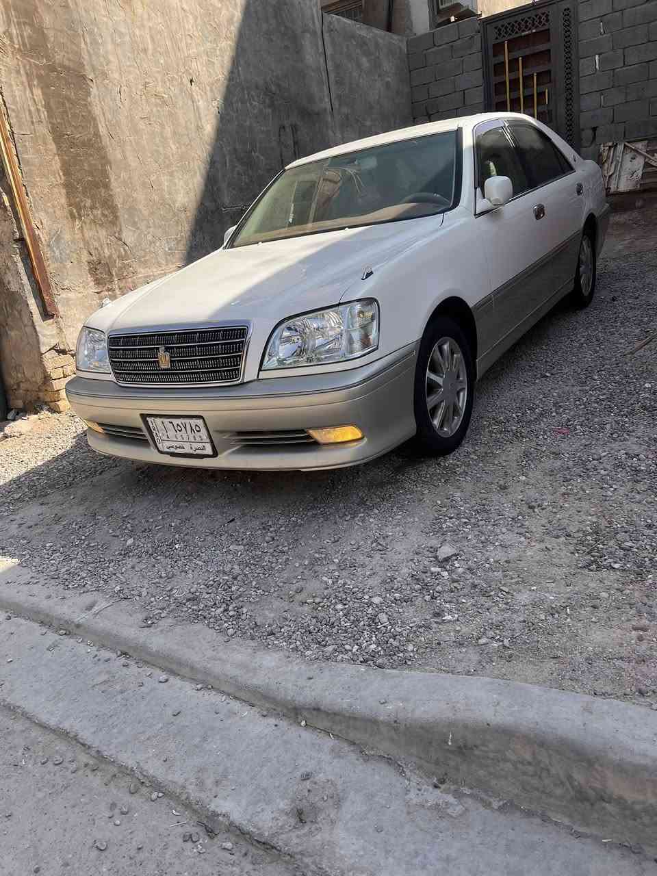 ملكه للبيع موديل 2002 سياره جديده بمعنه الكلمه رقم بصره وكاله فقط مكفوله كفاله عامه سياره بالباكيت رقم الهاتف ***********
