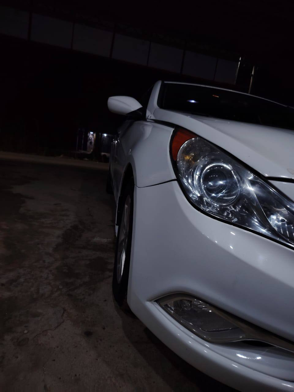 سوناتا للبيع موديل2014  وارد  امريكي حادثها جاملغ امامي ومبدل بدون اي ايرباك كل سليم وبيها مكانات صبغ بدون اي حادث والاستفسار أكثر اتصل وتدلال مكينه وكير على وضع الشركه لك استندر السياره مامتعوبه والتبريد والحداديه جديد السياره مامتعوبه مال بيت السعر 107وبي مجال سنويه ماصقطه  /*********** كربلاء, العراق
