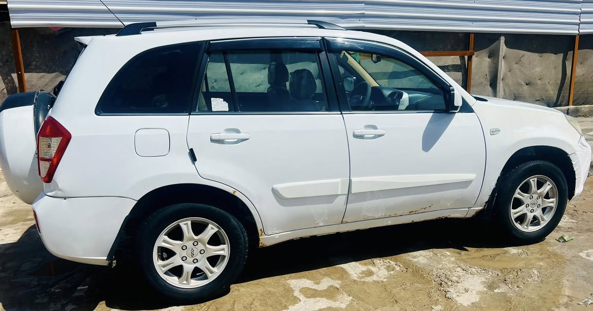 سياره تيكو  2013 رقم بغداد الجديد تحويل ثاني يوم سياره فول فتحه + شاشه + كامرا + لوك سنتر .
مكينه كير خير من الله اي نقص مابيها داخل السياره كلش نضيف صور السونار بالمنشور السعر 54 بيها مجال قليل مكانها الحله للاستفسار خاص او الاتصال ***********
