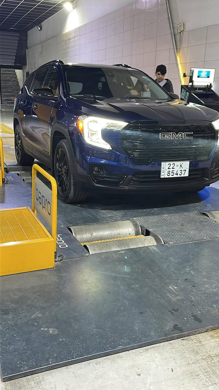 GMC TERRAIN SLT-Plus Black TOP 2023
جي ام سي تيران بلاك توب 2023 لون ازرق - 
Two colors (تو كلر-اصدار مميز) 
فول موصفات (SLT مواصفات دينالي)
مرقمة و جاهزة باسمي اربيل 
كامرات 360 درجة
رادار جانبي رادار امامي 
تحديد مسار سياقة ذاتية
حساسات امامي خلفي 
محرك 15 توربو 
4 ابواب بصمة
تشغيل عن بعد 
سستم صوت bose 
كشنات تدفئة
كشن هزاز 
تبريد قطعتين  
كاميره دوارة
شاصي بشرط 

الضرر: طايح عليها شي على البنيد و مبدل و ليس حادث شارع

للاستفسار اكثر***********
