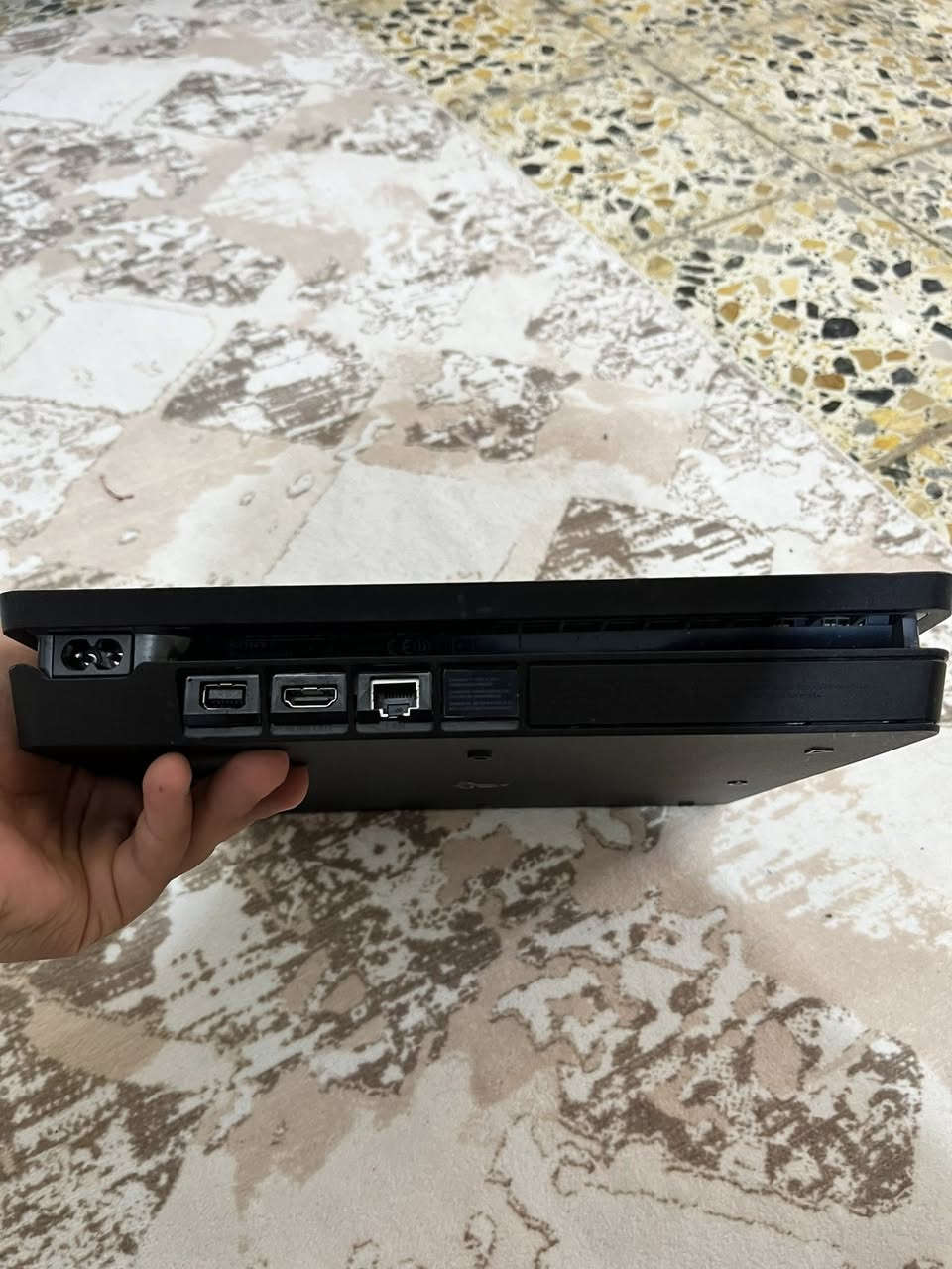 بلي4 سلم (مهكر)
مفتوح تنظيف فقط الجهاز صوته كاتم 
سعر 260


**إذا كنت صاحب هذا الإعلان وتريد حذفه لأي سبب، رجاءا أرسل رسالة إلى الدعم الفني**