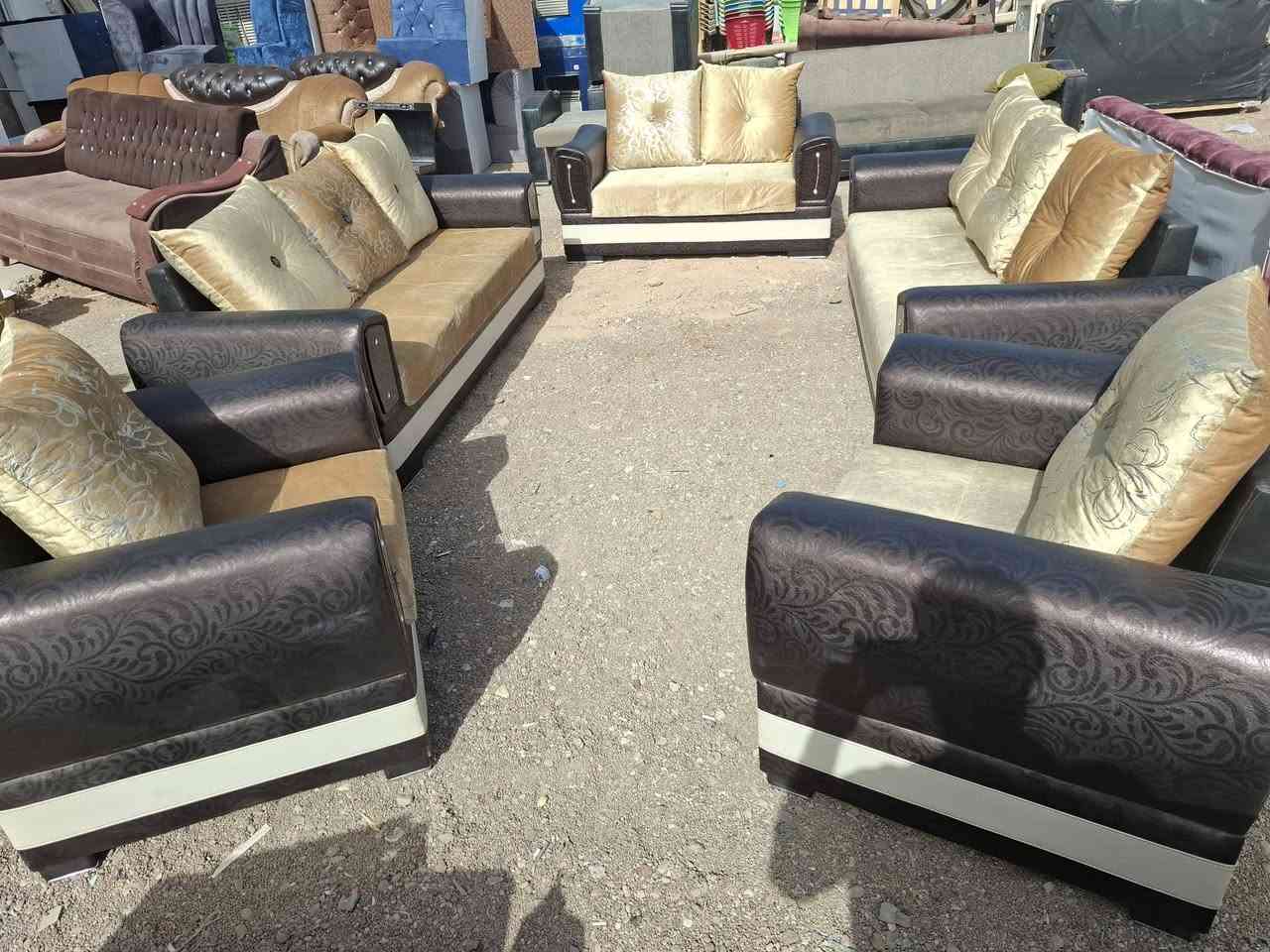 السلام عليكم
تم وصول حاوية تخم وغراض منزلية
 
جديدة و مستعملة بأسعار مناسبة جدا♥️

العنوان الحمزه الغربي ع لشارع لعام شارع لباشيه جنك طالع لسيطره بالقرب من مجمع بركات العباس للمفروشات مقابيل تيل14 مجمع ضرغام  ويوجد توصيل
***********
