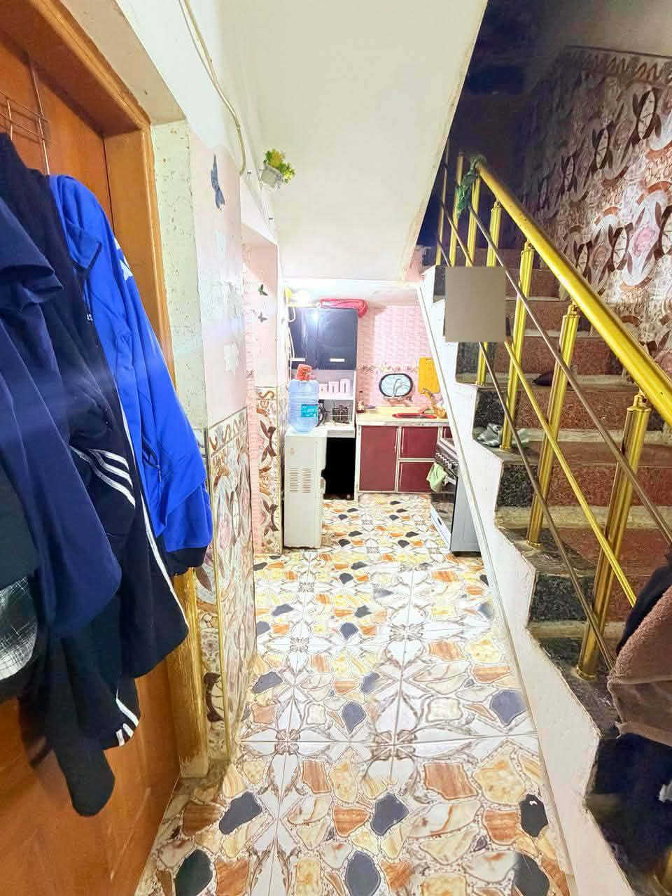 #إعلان 

🏠 بيت للبيع – حي النفط الزراعي 🏠 المساحة: 75 متر مربع
الطابق الأول: براني، صالة، غرفة، وصحيات
الطابق الثاني: قيد الإنشاء حتى مستوى الشبابيك البناء 
الموقع: شارع أحمد مطر، على الجهة اليمنى، ثاني فرع ترابي

📞 للتواصل والاستفسار:

*********** – أبو عباس
*********** – سيد علي

           #مكتب_الفردوس_الثقة_والجودة_في_كل_بيت
