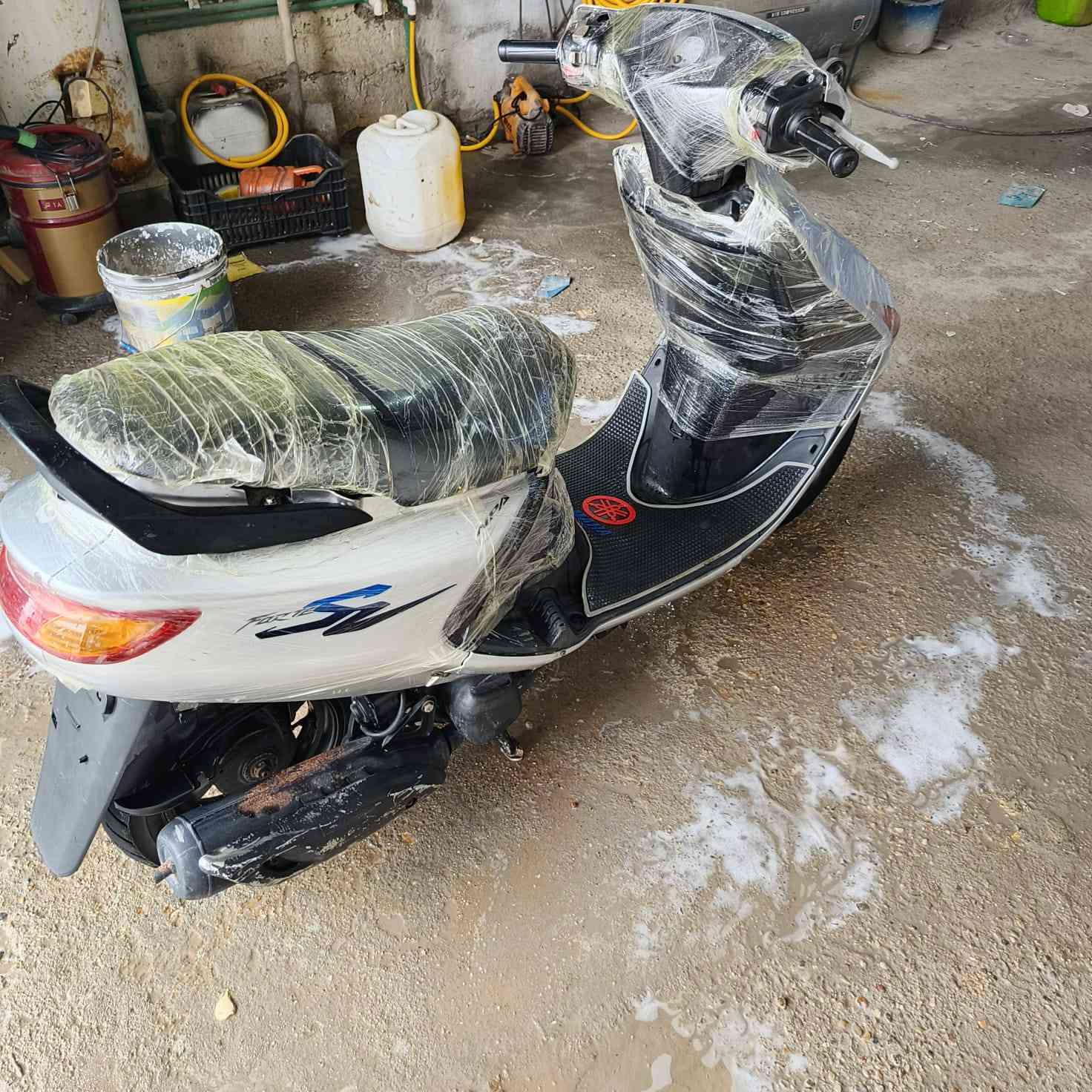 سلام عليكم فراشه للبيع الدراجه رامبو نقصها بس عينه مكاني بصره ابو الخصيب السعر650 اي استفسار الرقم ***********
