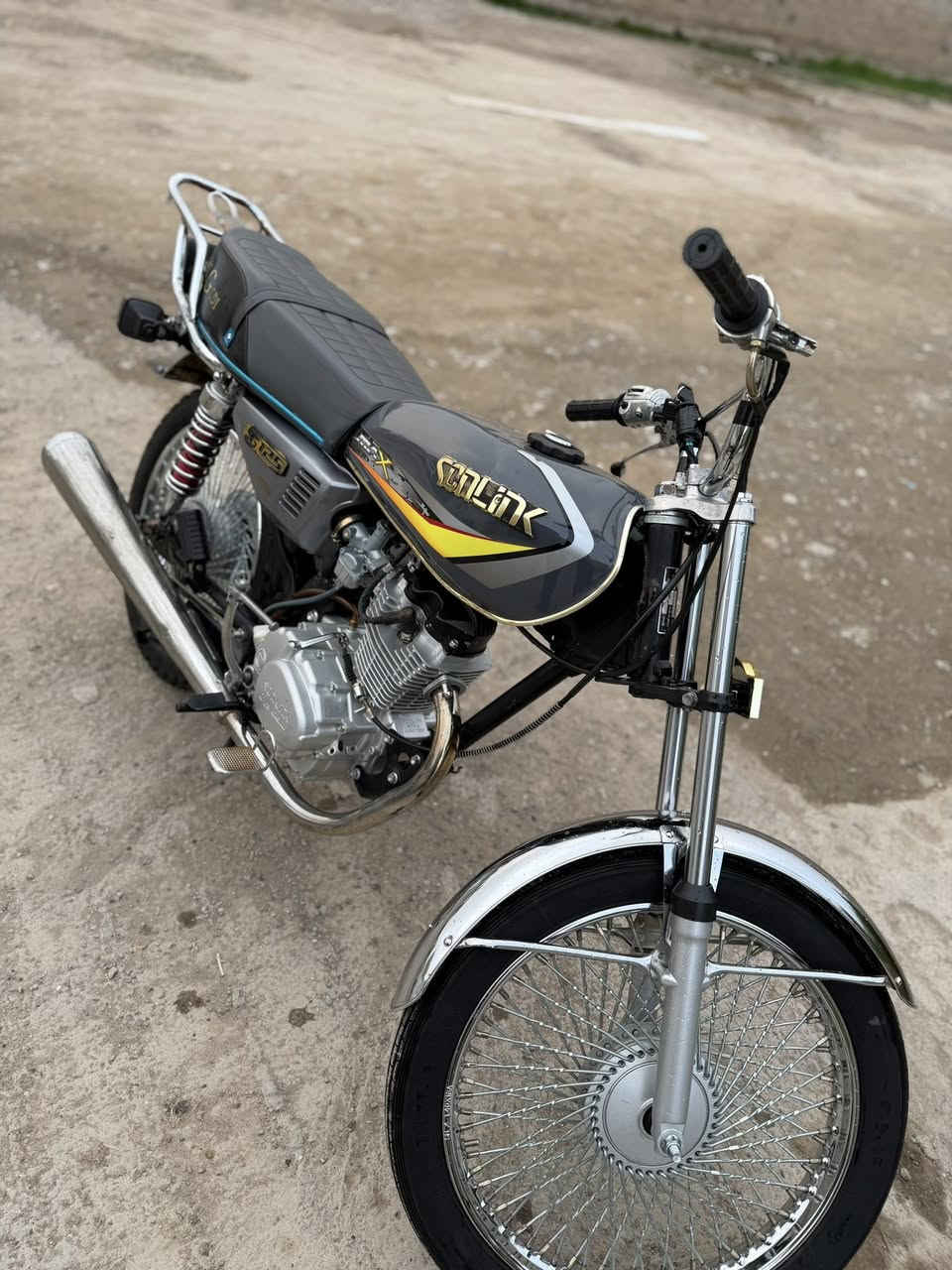 سلام عليكم ورحمة الله وبركاته
ماطور سونك4كير موديل 22 منفيس بيلادي ماطور  كلشي مابي ما متعوب  اشاير كهربائي كامل محرك كبس ما مفتوح ولا امبدل بي شي ماطور حلو كاعد سعر 475بي مجال بصيط رجاءً موو شراء لا تكسر ب سعرً  ما يعجبك سعر اعبر منشور تحياتي لكم


**إذا كنت صاحب هذا الإعلان وتريد حذفه لأي سبب، رجاءا أرسل رسالة إلى الدعم الفني**