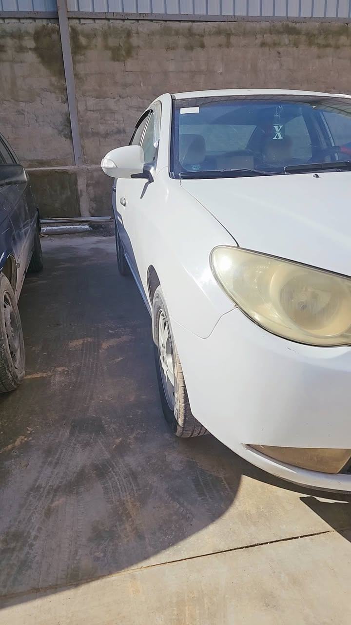 النترا مديل 2011 مصبوغ عام بدون ضرر بيها ضربه خفيفه صندوق خلفي كير محرك شرط سنويه جديده إلى 2030 بيها كاربون بانزين تحويل وكاله ب شرط 
سعرها 90ورقه بيها مجال مكاني سهل نينوى برطله 
رقم موبايل 
***********
