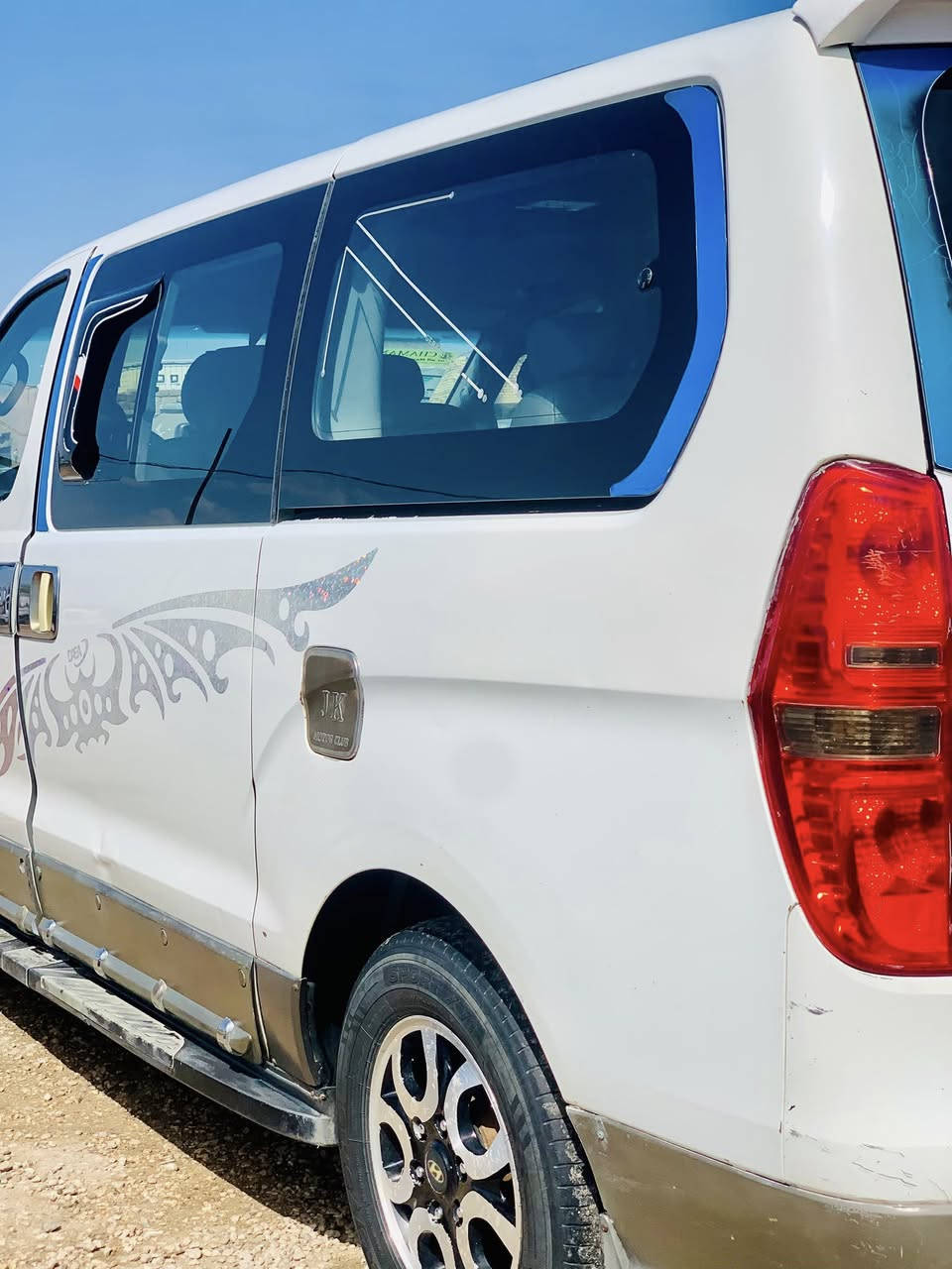 السلام عليكم مسكر.سبلاين. اصل 2011 رقم بصره. السياره جاهزه مابيه نقص.  تبريد. تدفئه. شغله. كهربائيات. مابيه شي.  140 وبيه مجال. مكان السياره بابل القاسم. ابيع فقط. *********** اتصال وتدلل.
