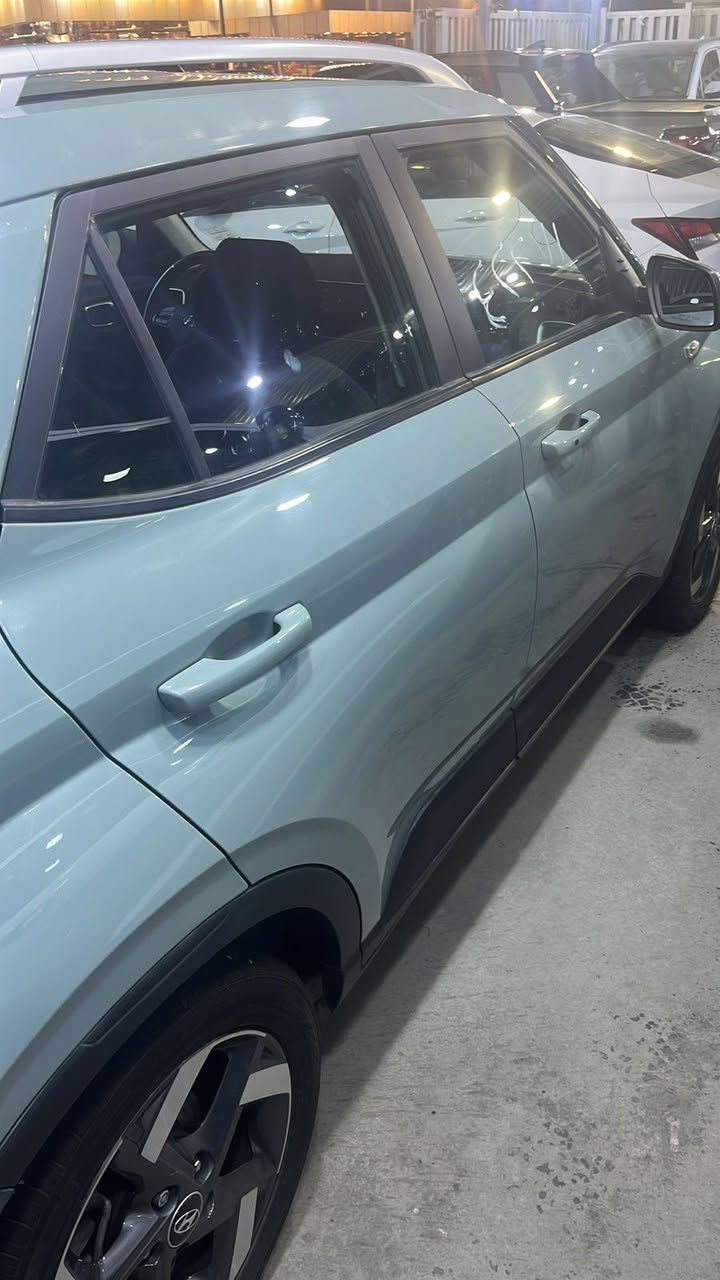 السلام عليكم سياره فينو 2025
رقم بغداد تدوير ثاني يوم حادث جاملغ ايسر فقط
سياره بصمه 
فتحه 
رادارات 
ايرباك طاك فقط ستيرن 
سعر 140 بيه مجال قليل 
*********** هاذه رقم صاحبه غير متواجد علئ الفيس
