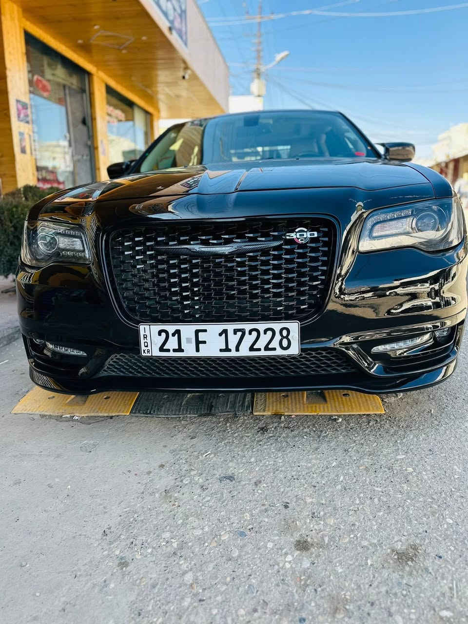 كلايسر اوباما كندي 2016
فئة C فول مواصفات للاخير بانوراما 
220 وبيها مجال رقم سليمانية باسمي 
داخل ملكي ابيض  

***********
