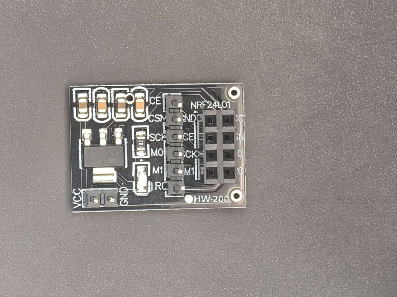 📡 حوّل مشروعك إلى اتصال لاسلكي احترافي مع NRF24L01+ PA/LNA Adapter Module

إذا كنت تعمل على مشاريع الاتصالات اللاسلكية، فهذا الموديول يوفر تغذية مستقرة لوحدة NRF24L01 ويزيد من اعتمادية الاتصال حتى في المشاريع التي تعمل لمسافات بعيدة.

---

⚙️ اسم القطعة

NRF24L01+ PA/LNA Adapter Board (Socket Adapter)

---

✅ أهم المواصفات

🔹 مخصص للعمل مع وحدات NRF24L01 / NRF24L01+
🔹 يحتوي على منظم جهد 3.3V AMS1117 لتغذية مستقرة
🔹 يدعم تغذية من 5V
🔹 يقلل مشاكل انقطاع الاتصال وعدم استقرار الإرسال
🔹 يحتوي على مكثفات فلترة لتحسين الأداء
🔹 سهل التوصيل مع Arduino و ESP32 و STM32
🔹 مناسب للوحدات العادية ووحدات PA + LNA ذات الهوائي الخارجي

---

💻 طريقة البرمجة

✔ Arduino IDE
✔ PlatformIO
✔ مكتبة RF24 Library الشهيرة
✔ متوافق مع Arduino و ESP32 و ESP8266 و STM32

---

🚀 مشاريع يمكن تنفيذها

✅ أنظمة التحكم اللاسلكي
✅ الروبوتات والتحكم عن بعد
✅ شبكات الحساسات اللاسلكية (Wireless Sensor Network)
✅ أنظمة المنزل الذكي (Smart Home)
✅ إرسال واستقبال البيانات بين متحكمين لمسافات طويلة
✅ أجهزة الإنذار والمراقبة اللاسلكية
✅ مشاريع الاتصالات الصناعية

---

👨‍💻 لمن تناسب هذه القطعة؟

🔹 مهندسو الإلكترونيات
🔹 مطورو الأنظمة المضمنة (Embedded Systems)
🔹 مطورو الروبوتات
🔹 طلاب الهندسة
🔹 هواة Arduino و ESP32
🔹 مطورو مشاريع إنترنت الأشياء (IoT)

---

⭐ إذا كنت تعاني من ضعف أو عدم استقرار وحدة NRF24L01، فهذه القطعة هي الحل الأمثل لضمان تغذية مستقرة واتصال لاسلكي أكثر موثوقية.

📩 للطلب والاستفسار والأسعار يرجى التواصل على الخاص.

#NRF24L01 #Arduino #ESP32 #Wireless #IoT #EmbeddedSystems #Electronics #STM32 #Robotics #DIY


**إذا كنت صاحب هذا الإعلان وتريد حذفه لأي سبب، رجاءا أرسل رسالة إلى الدعم الفني**