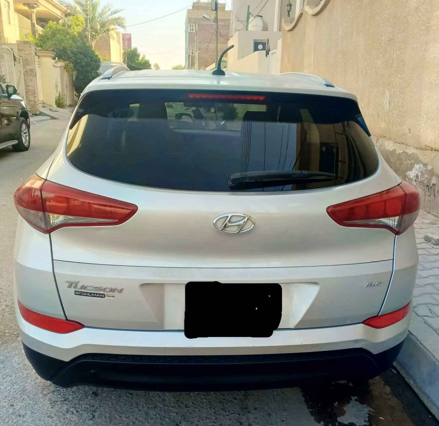 توسان 2016 شكل 18 للبيع
محرك GDI 2000 
حادثها جاملق امامي ايمن 
ماشيه 106 الف ميل
السعر 155 
رقمها اربيل انكليزي بأسمي مداور ثاني يوم
للتواصل *********** 
المكان كربلاء
