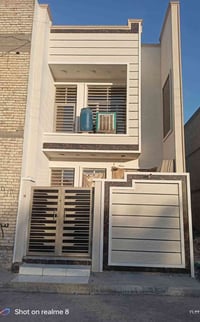 بيت للبيع • ١٠٠م • شارع ٩