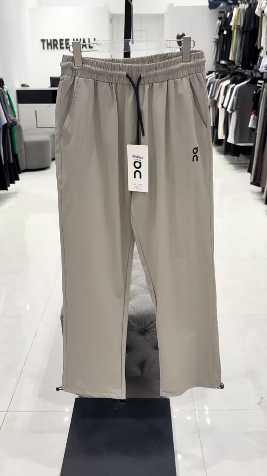 زبائن 3W بجامه هاف كصه 110 ماركة QC خامه وتر بروف كوالتي رهيب السعر 18,000🔥 قياسات ( m-L-XL-XXL) ــــ      ــــ     ــــ     ــــ     ــــ عنوان المحل بغداد القادسيه  مدخل ساحة قحطان ثاني استداره ع يسار *********** #1 
