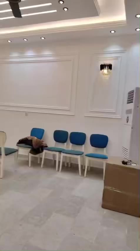 شغلي ديكورات واصباغ عامه جزء بسيط كدامكم ***********
