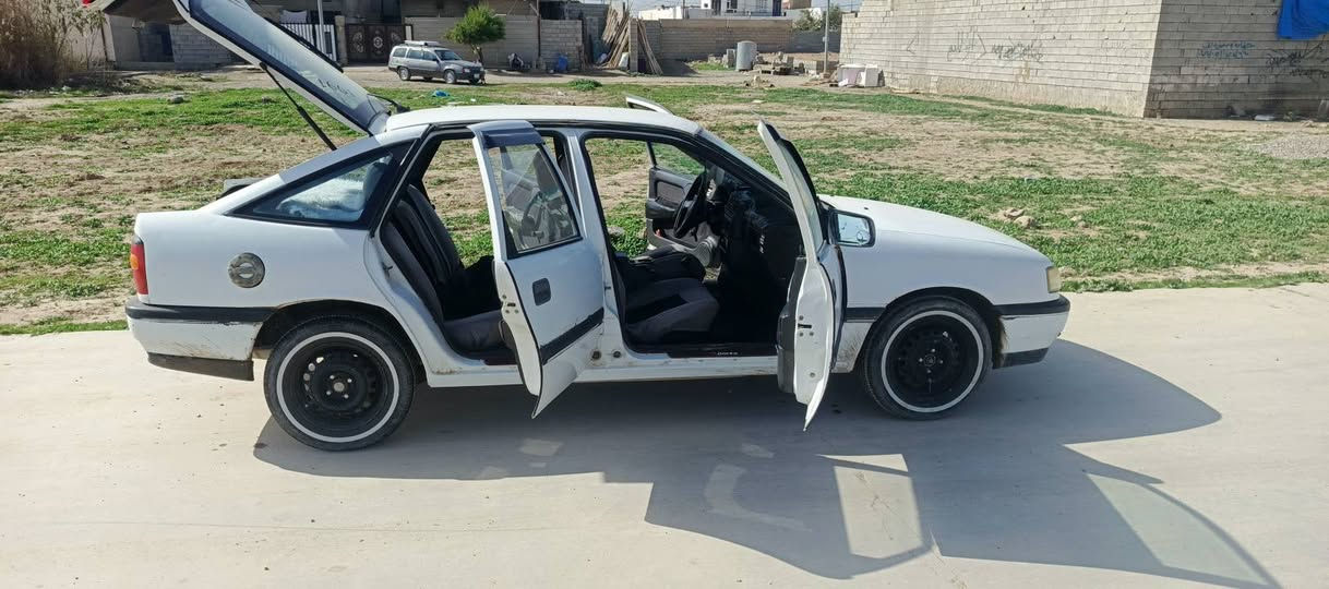 السلام عليكم عندك اكثر للبيع موديل 91 حجم المكينه 16 شرط التحويل مشروع وطني الثانويه7 العنوان كركوك تركلان ماكينه قليل بها صوت والسعر مال 32 ورقه بيها مجال قليل اي استفسار راسلني على الخاص انا بخدمتك ***********
