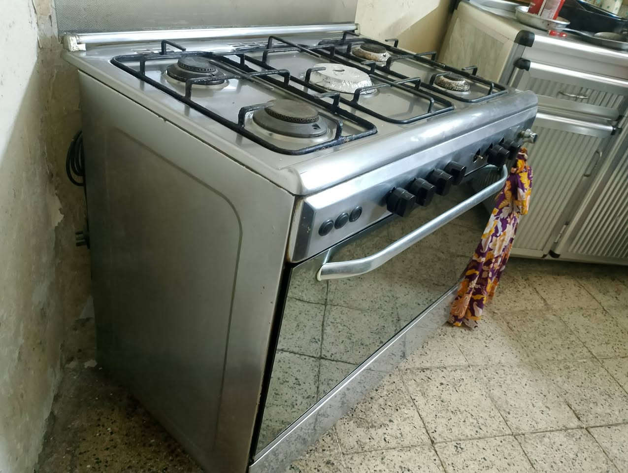 للبيع طباخ رويال  شرط بس عين البنص اصخمن. السعر 70عنوان نبي يونس


**إذا كنت صاحب هذا الإعلان وتريد حذفه لأي سبب، رجاءا أرسل رسالة إلى الدعم الفني**