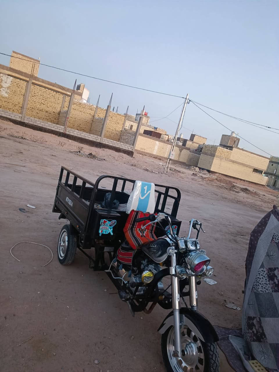 البيع مكاني نجف مديل 2021درجه فول محرك ما مفتوح وراق وكيل العارضي سعر 1950بيها مجال شراي ***********
