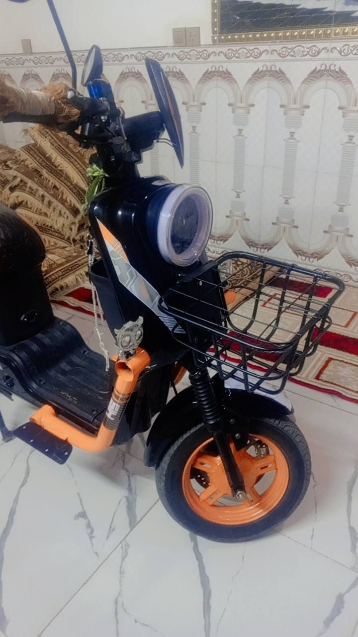 السلام عليكم دراجه شحن اكس 900 السعر 650 وبيها مجال عنوان 
اسكندريه***********
