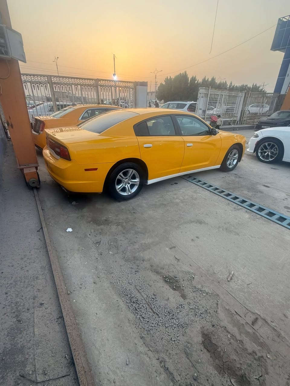 جارجر ١٢مسجله ١٣ سياره بيه تبديل جاملغ وبنيد خليجيه كير ماوس سياره جديده ماشيه ١٧٠ حقيقي سعر ١٥٠ وبيه مجال ***********مكان الناصرية
