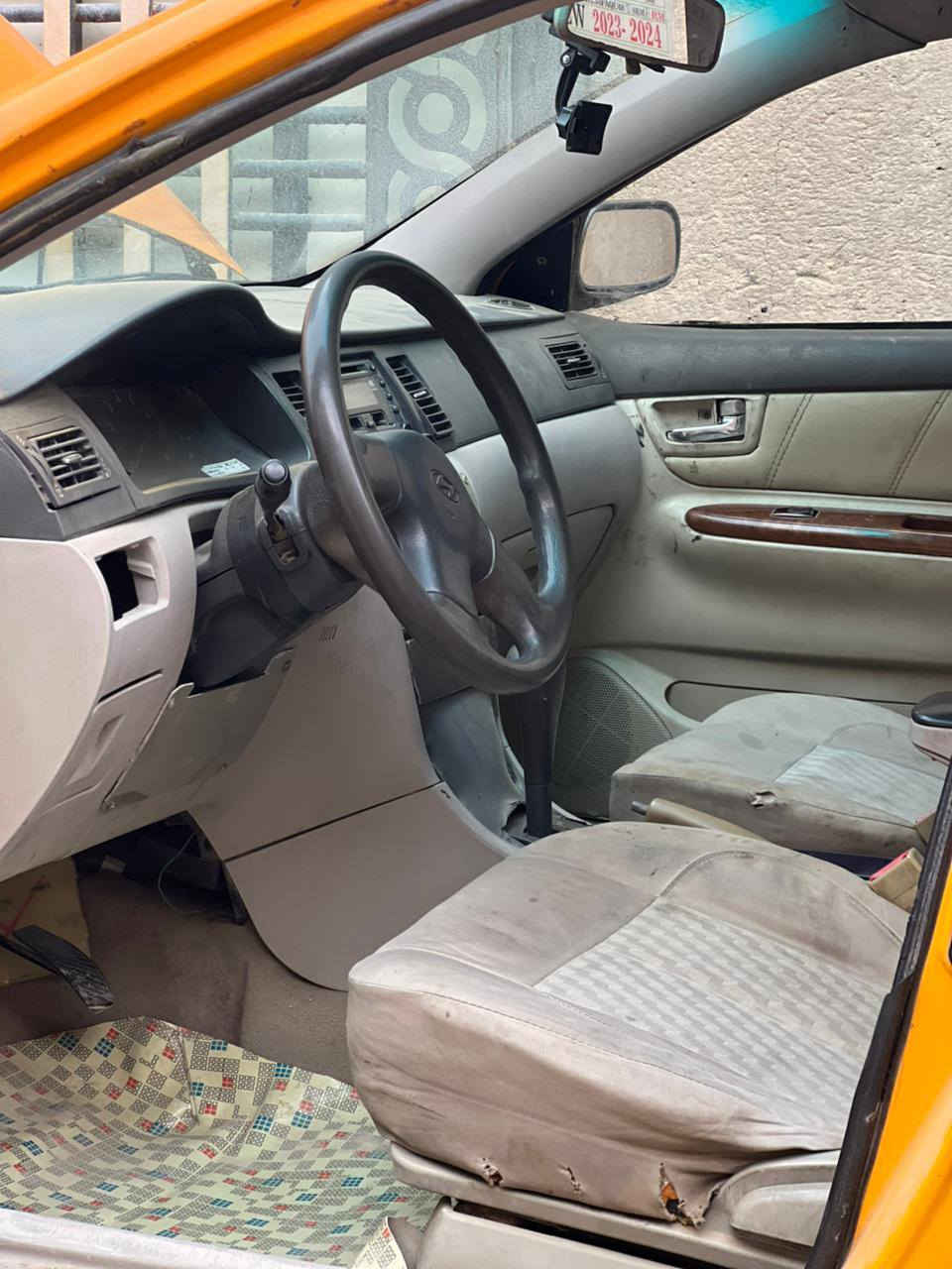 السلام عليكم سياره جيلي موبل مديل 2011
سياره حلوه نضيفه كير محرك كورله اوتوماتيك 
انسه شي اسمه عطل تايرات حلوه رقم بغداد أجره عنوان البصره شط العرب السعر 25 وبي مجال اتصال تدلل الاستفسار *********** 
ومتواجد وتساب ورصيد وخاص
