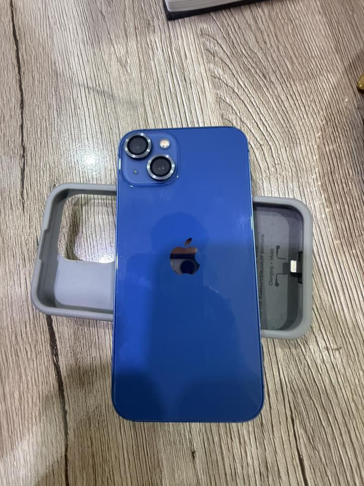 السلام عليكم اخوان 🫱🏾‍🫲🏼
iPhone 13 📱

128GB✅
Battery (73‎%‎)✅

الجهاز وضع شركه ✅

!!! غير مفتوح (وتر بروف)✅

كلشي بالجهاز ✅

كامرات✅

سمكارت✅

اتصال (شبكه)✅

فرمت حدث✅

سماعات ✅

الجهاز استعمالي الشخصي اخذته جديد من نزل و هسه اريد ابيعه الجهاز كلش نضيف بس بي شويه ضربات بالشاصي و باقي الجهاز مكفول و يخبل كامرات كلش حلوه و شحن ميصرف ابد سماعات كلش صوتهة عالي  يعني الجهاز ما ناقصه اي شي و كلش نضيف✅

الجهاز انطي ويا كفر بي باور بينك يعني الكفر يشحن الجهاز و كفر عادي ماك سيف  بس ✅ 

الجهاز مراوس بايفون فقط✅

و سعره 350💵

مكاني بغداد الدوره📍

للستفسار اكثر تفضلو خاص او اتصلو على الرقم✅

***********

الرقم بي واتساب✅

اسف على الأطاله و شكراً🌹
