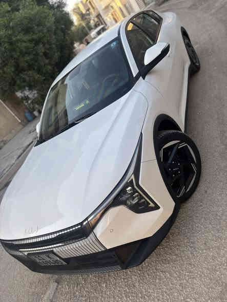 السلام عليكم كي 4 خليجي سياره زيرو ماشيه 2000 ضمان الشركه الدوليه خمس سنوات بيها تبديلات دهن وفلاتر السياره مغلفه تفصال من كشنات ورضيات وتغليف ببي اف الخارج كله بيها ضمان عشرسنوات تغليفه يم شركه منتضر الاسدي مكفوله من الشخط والرصعه والبارد سياره الياخذها بل عافيه عليه سعرها 220 بيها مجال قليل الي يشوفها غاليه ان شاءالله ياخذ الاحسن منها اخوان مامتواجدعل نت واذا اكوسياره مراوس خليجي اقل منها اراوس رقم بغداد بسمي مكان بغداد***********
