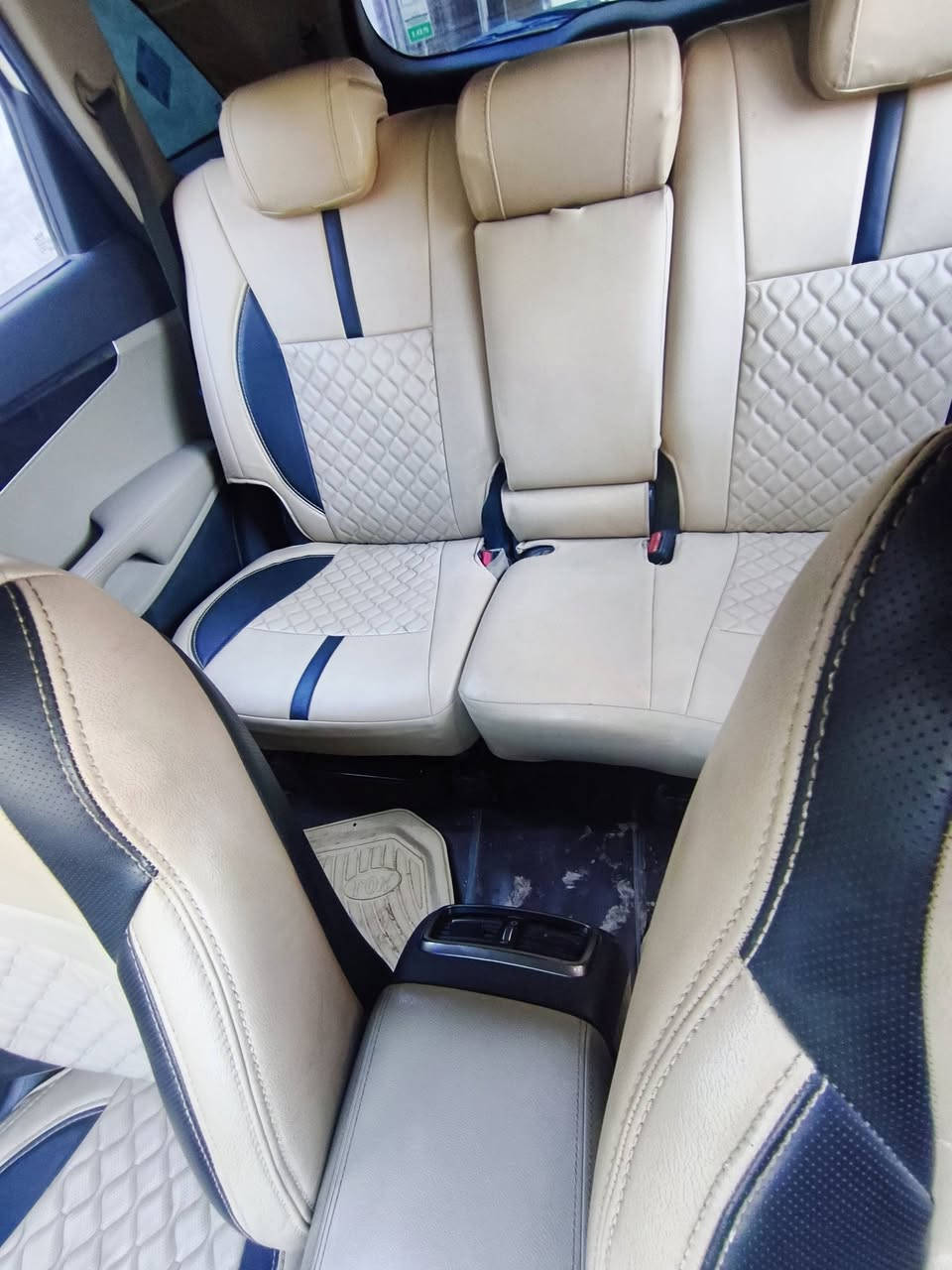 السلام عليكم... SORENTO 2016
سورنتو 2016 سياره فول مواصفات مكينه 6 سلندر رقم بغداد فول مواصفات بانوراما فتحتين تخم تاير جديد تحكمات ستيرن مري شفط بصمه تشغيل بصمه ابواب سياره مكفوله عده الجاملغ الايسر مكان السياره الانبار فلوجه رجاءاً لمو شراي لا يتصل سعره 280 وبيهه مجال بسيط للاستفسار *********** او مراسله الصفحه
