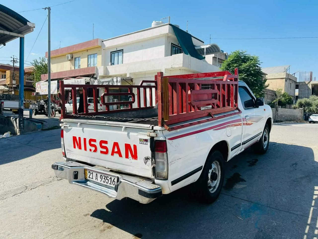 ریکلام=
پیکاب نیسان مۆدێل 2008 بۆ فرۆشتن.
چوار قولاب گێرو مەکینەو اکسلی بەشەرتە
هەرچوار تایەی نوێیە
 پێشودوای تازە داگیراوە
 شانسی و بەدەنەی هەمووی بەشەرت
تەنها دۆسەی لای سە کنی بۆیاخە
تەحویلوغەرامەی بەشەرت 
سەنەوی ساڵێکە بەسە رجوە
ڕەقەم سلێمانیە
 سەیارەکی جایزو جوانە
بێ مەسرەفەو ماڵی دۆستە
سعری98$کەمێک مەجال

ژ.ت***********
شوێن ...سیدسادق

