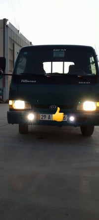 فونتيره لبيع رقم وسط رقم انكليزي سنويه مجدده جديده سياره متعوب عليها ح...