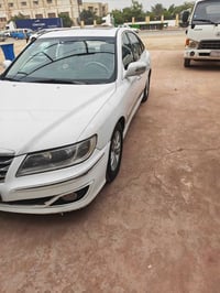 ازيرا • ٢٠١١ • مكينة ٢٧٠٠