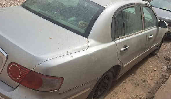 السلام عليكم 
كيا اوبارس كومة حديد سعرها ٣٠ ورقة وبيها مجال للطيبين مكانها بغداد أكلفها من السرقة والغرامات رقم بغداد صدامي سيارة شغاله *********** بغداد
