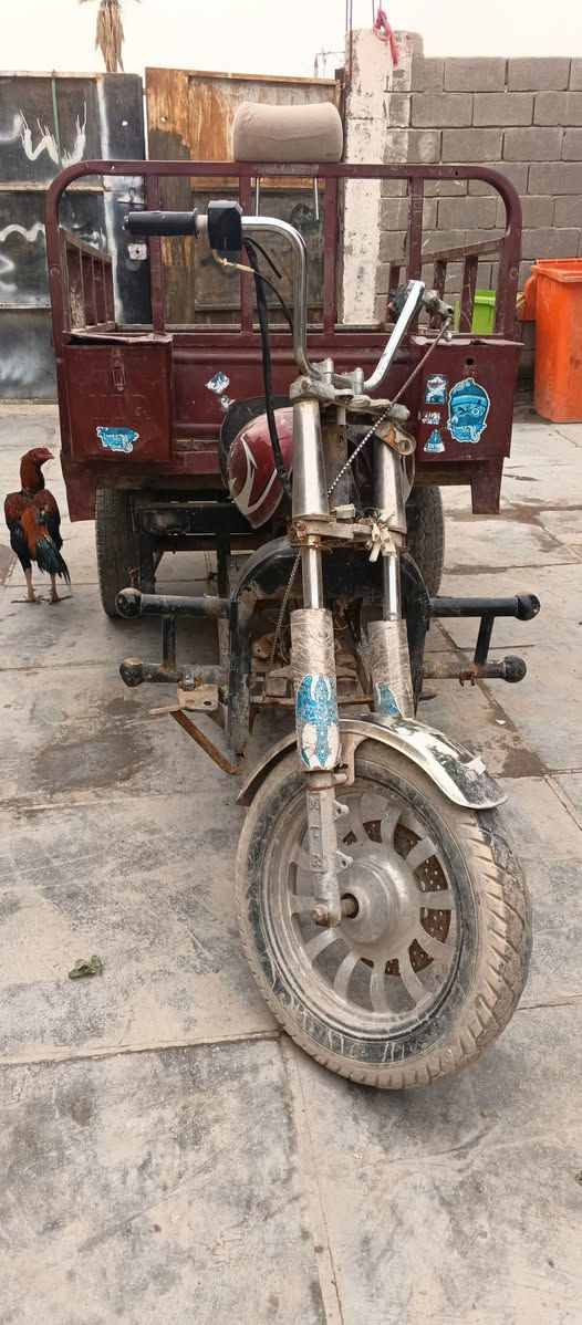 لبيع السعر 7050رقم ابيض وسنويه مكاني بصرة جبيله قرب نادي البحري واتساب ***********
