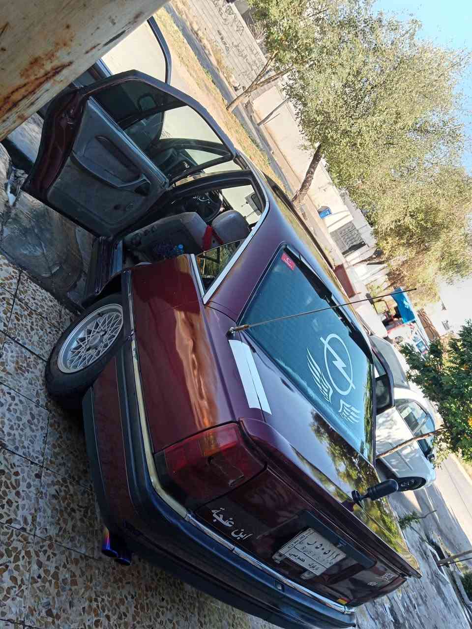 ورد يابان اوتوماتيك فولز لايت موديل 93 السعر 45 بيها مجال 
دفتر بنزين موجود سياره فقط صبغ جماليه ستيرن تحكم

***********
مكاني كركوك حي الواسطي

