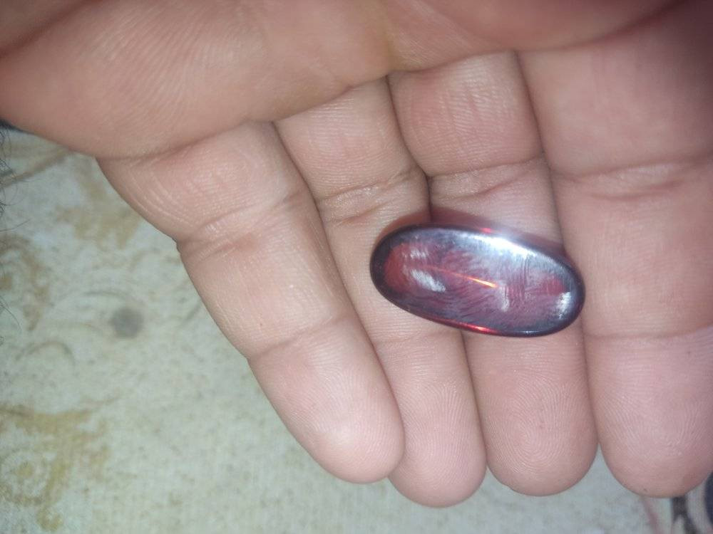 ياقوت فريقي ملاكط للبيع شرط اصلي طبيعي رباني سعر القطعه 40 مع التوصيل ***********
