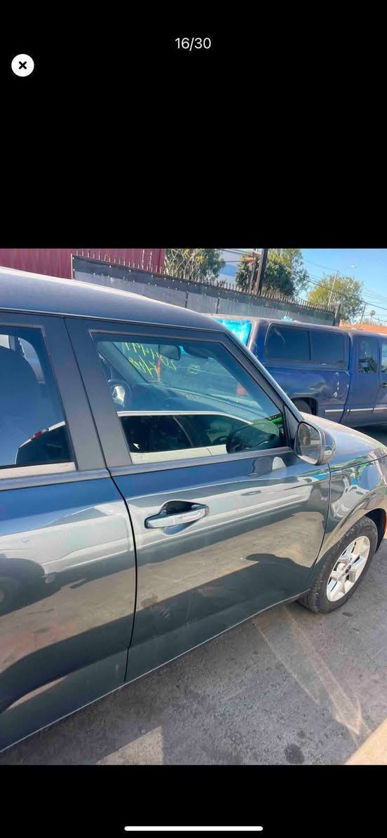 السلام عليكم  للبيع كيه صول موديل 2023وارد أمريكي 
ماشيه 19 الف  السياره بدون تبديل وبدون ايرباك 
مكان السياره بغداد الوزيرية السعر 163 
للتواصل ***********
***********
