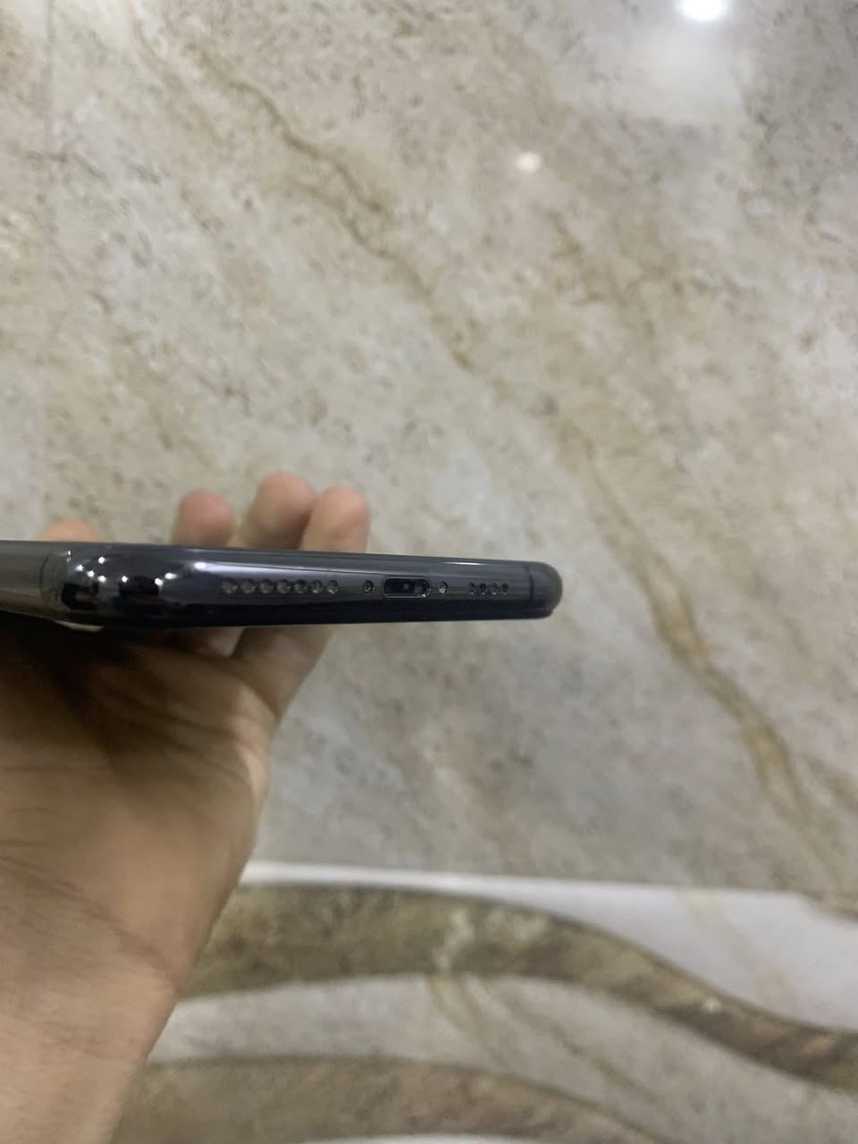 السلام عليكم 11 برو ماكس ذاكره 256 مبدل شاشه شرط طبق الأصيل شرط لفحص ومبدل باتري اصلي مال تفليش ما يقرا مبدل بعنابر ما مبدل كامرات شرط رقم واحد لجهاز شرط لفحص اي خلل مابي سعر 220 رقم *********** اسيا ***********
