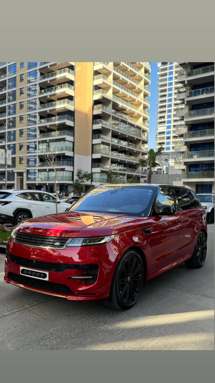 ‏      Range Rover Sport 2023
للبيع او المراوس رانج روفر سبورت p400 
كلين تايتل وارد امريكي كفاله عامه من كلشي صبغ 
بارد تبديل كلشي ماشيه 25mi محرك 6 سلندر 
{ 📍رقم شمالي مميز انطي ويه سياره  } 

المواصفات 
بصمه 
بانوراما 
جكات 
جلد 
مقاعد كهرباء 
جنطه كهرباء 
عدد كامرات 5 
توقف ذاتي رادار 
حساسات 
تحكمات لمس 
وضعيات قياده 
شفتات ستيرن 
تدفئه مقاعد + ستيرن 
لد اضائه داخلي 
الى اخر معروف المواصفات 
----------------------------------------
مكان سياره بغداد جديد جدا رقم مميز 
رقم شاصي : SAL1T9FU3PA103503
 اقره التفاصيل يله تتصل رجاء 
الرقم : ***********
