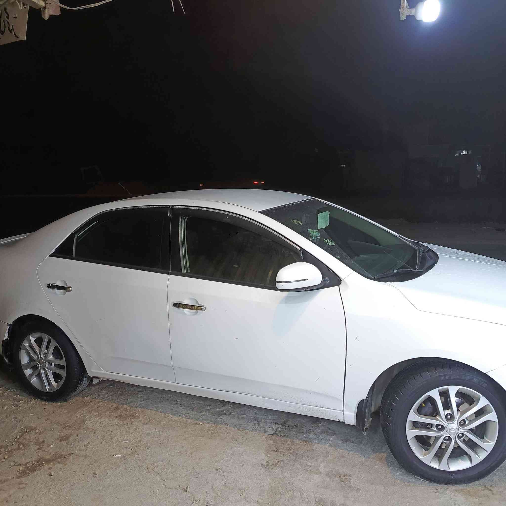 سلام عليكم (سيراتو 2011)خليجي 3قطع صبغ (بأسمنا )
مواصفات تحكم ستيرن اشاير مري حساسات خلفيه  
مكلف بل نشر (السعر 94)
الرقم ***********
