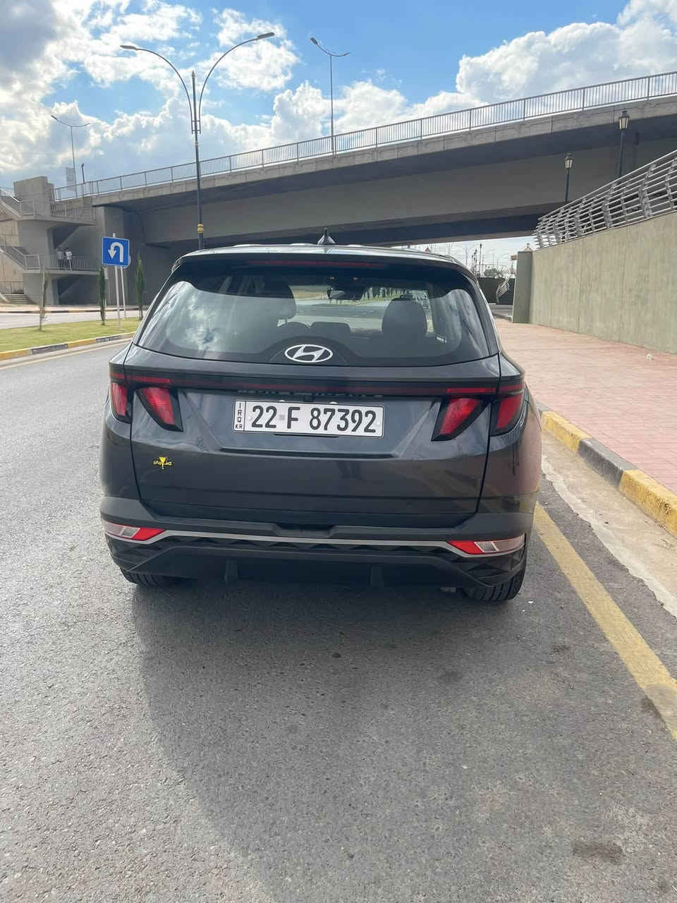 توكسون 2022 امريكي
ممشى 75000 الف كيلو 
محرك 2500
مواصفات هاند بريك بصمه 🚗 قياده ذاتية  🚗تنبيه الخروج من المسار 🚗رادار امامي خلفي 🚗انظمة قيادة متعددة 
ضرر السيارة جاملغ صبغ وبيها تقليم باكثر من مكان بسيط 
مكان السيارة( موصل )

5NMJA3AE6NH000458
رقم الشاصي
***********
*********** 
***********
