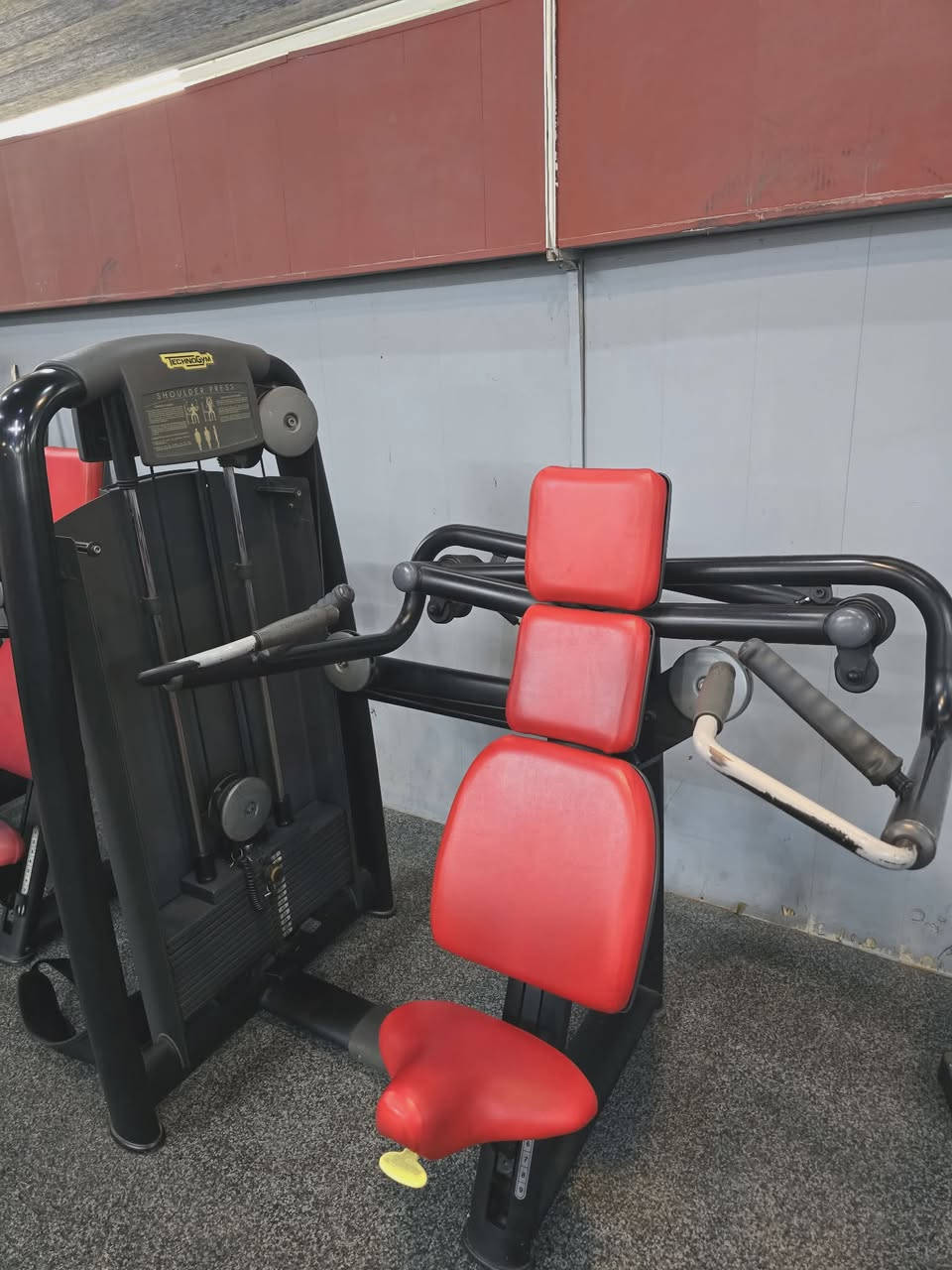 جموعة أجهزة رياضية للبيع بسعر مناسب 💪💪

جهاز ضغط - شركة تكنوكيم

جهاز بنج بريس - شركة لايف فتنس

جهاز لاري بايسبس (نظافة فول)💪💪

قاعدة تمارين أكتاف أمامي وخلفي - شركة تكنوكيم

📍 الموقع: أربيل

📱 للتواصل عبر واتساب: ***********
