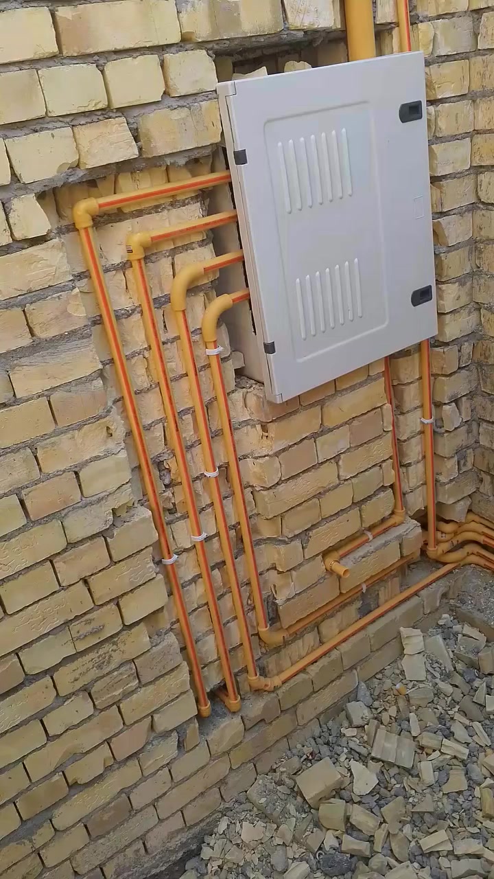 ‏لسنا الوحيدون لاكن متميزين 
سعارنه بيت مساحه 100 سعره 500 
سعارنه بيت مساحه 150 سعره 700 
سعارنه بيت مساحه 200 سعره 800 
سعارنه بيت مساحه 250 سعره 900 
الاتصال *********** 
*********** بي واتساب
