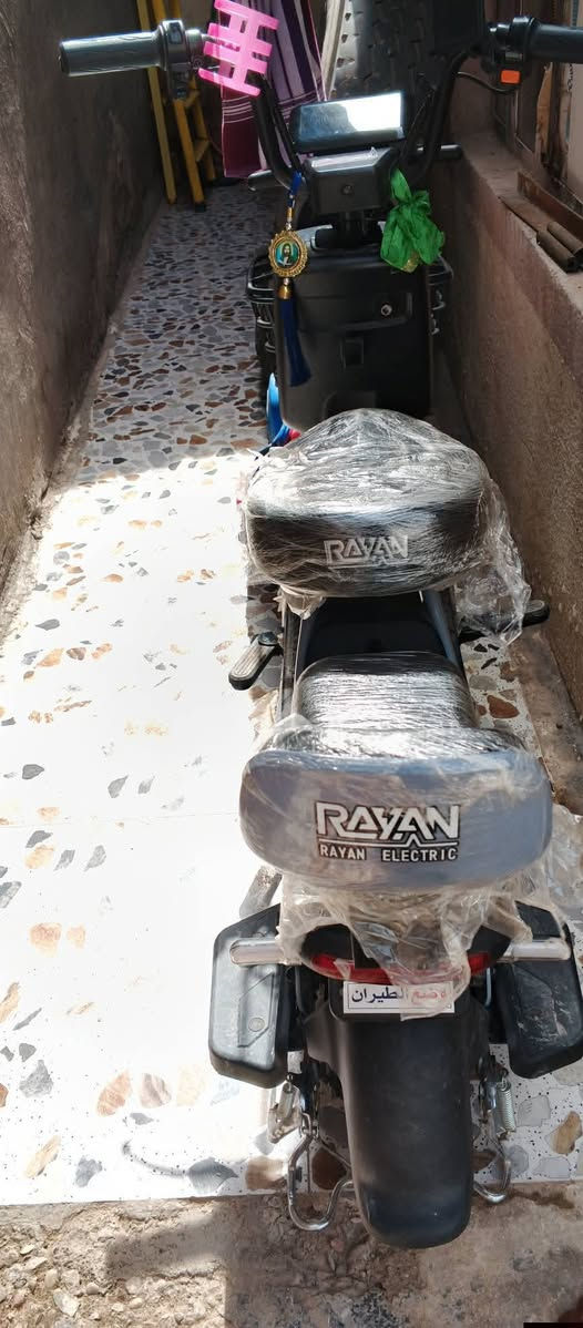 دراجة  على الشحن مستخدمة 15 يوم والسعر الخاص و
تصال على رقم 
***********
