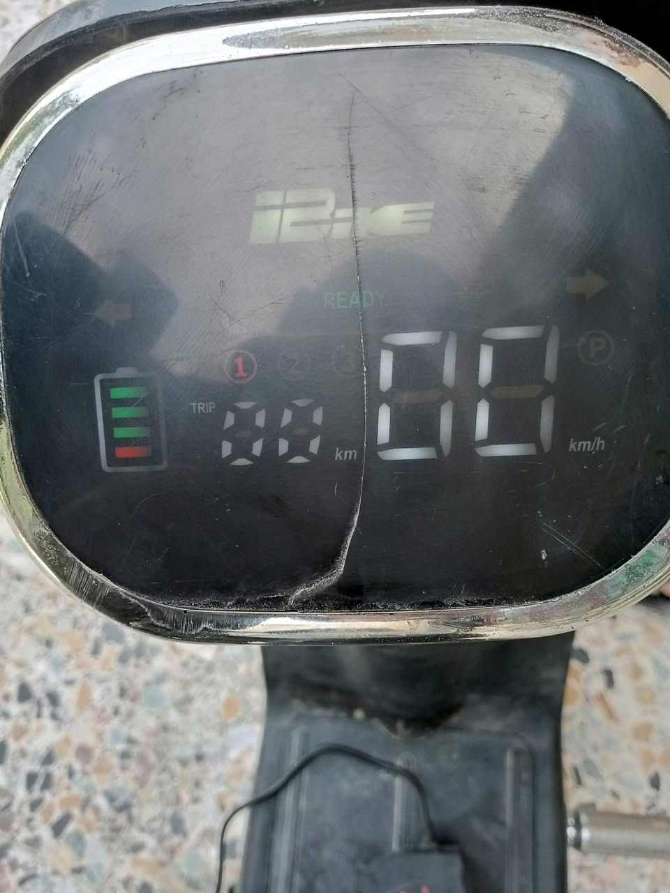 دراجة شحن للبيع سعر 250الف هاتف ***********
