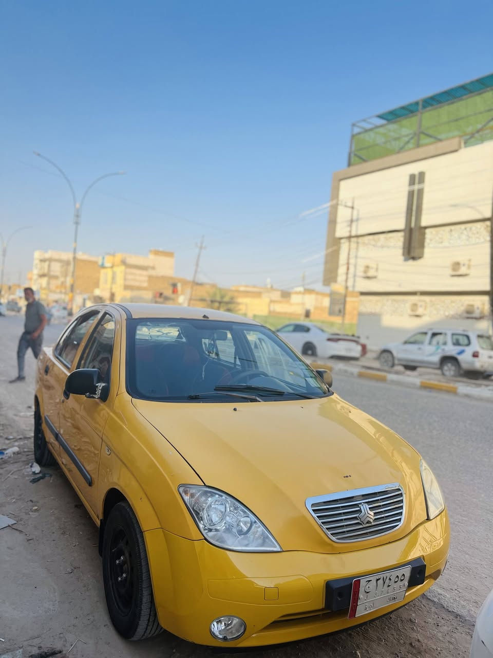 السلام عليكم 
طيبة موديل 15 رقم بغداد ب اسمي
مكينة جديدة 
مكان ديوانية مركز 
سعر 32 وبي مجال
***********
