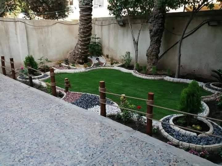نعمل جميع انواع الحدائق كرسته وعمل للتواصل ***********
