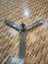 ٢ پانکە ٣ سپلیت    لە وێنەکەدا یە ڕوونی دیارە  هەموویان بێ کێشە ئیش دە...